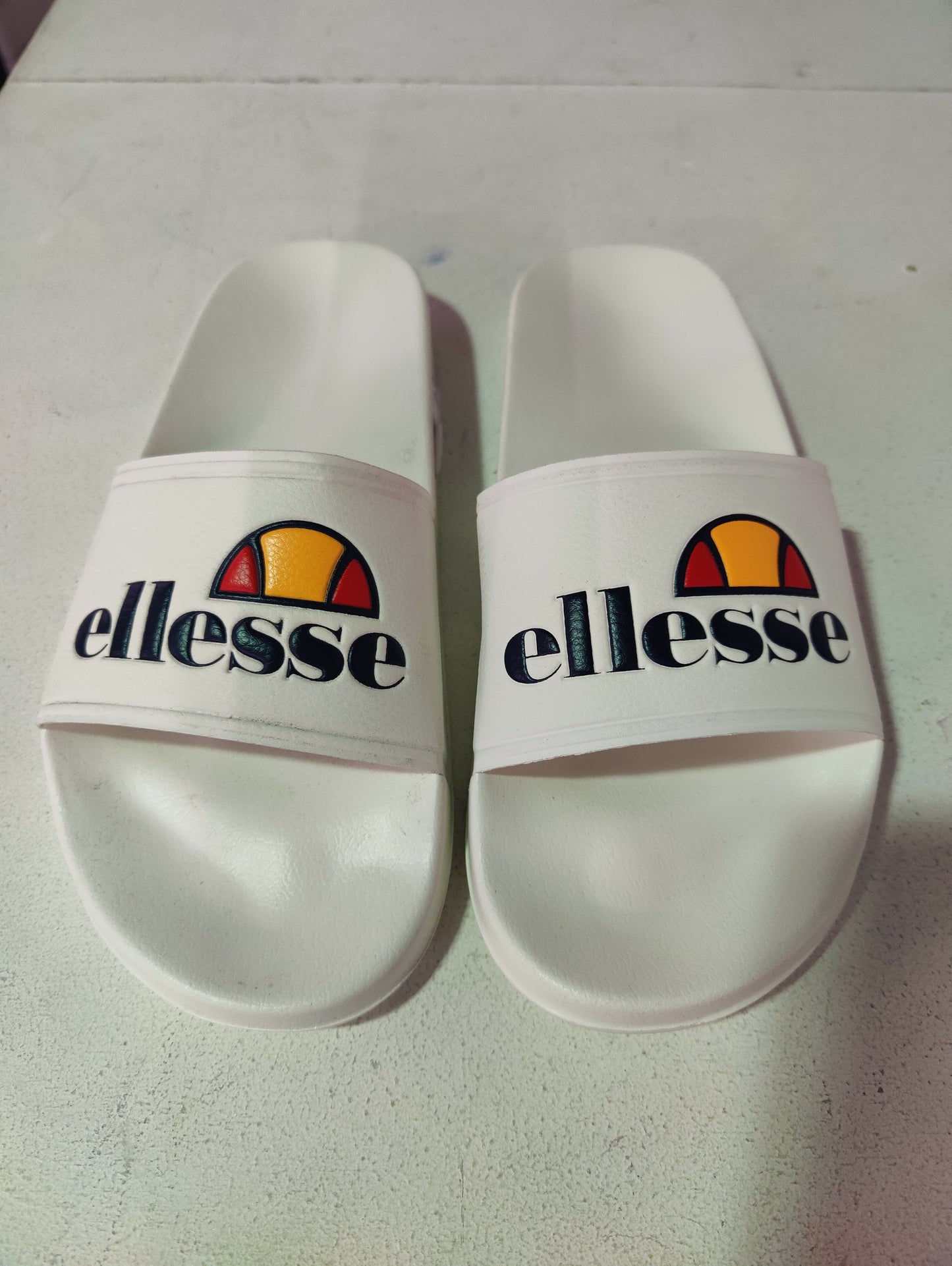 Ellesse Slider 1
