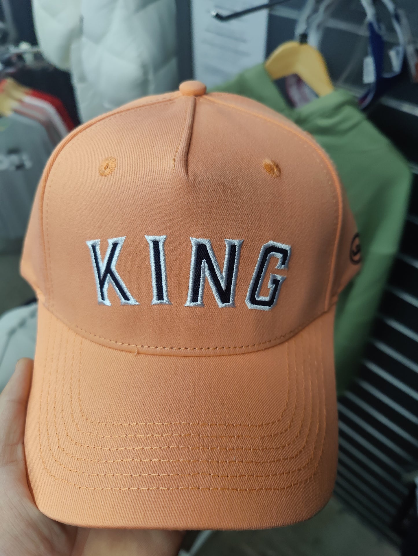 King staple curved peak hat