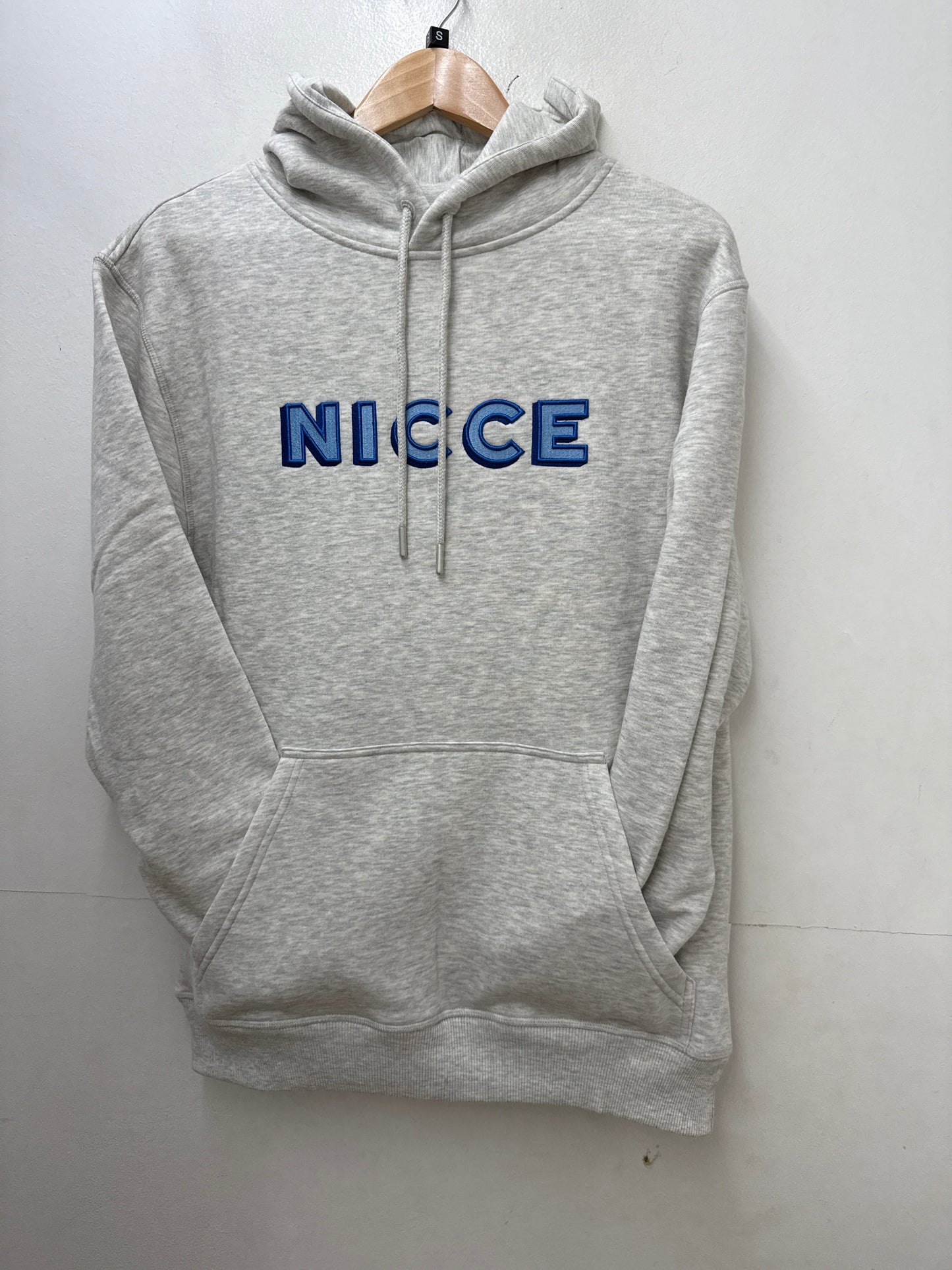 NICCE FORM HOOD