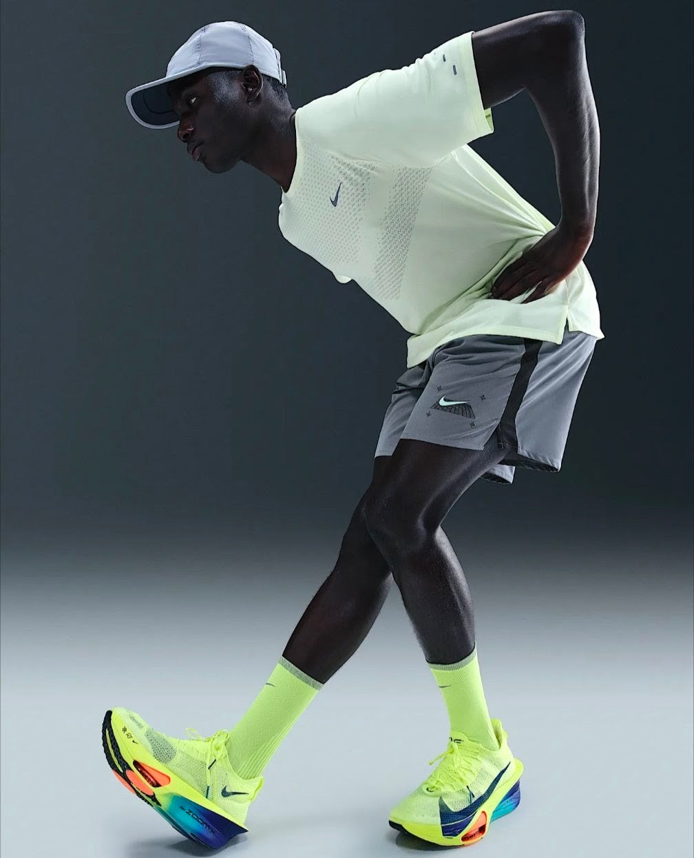 Nike Challenger 18cm (approx.) Brief-Lined Shorts