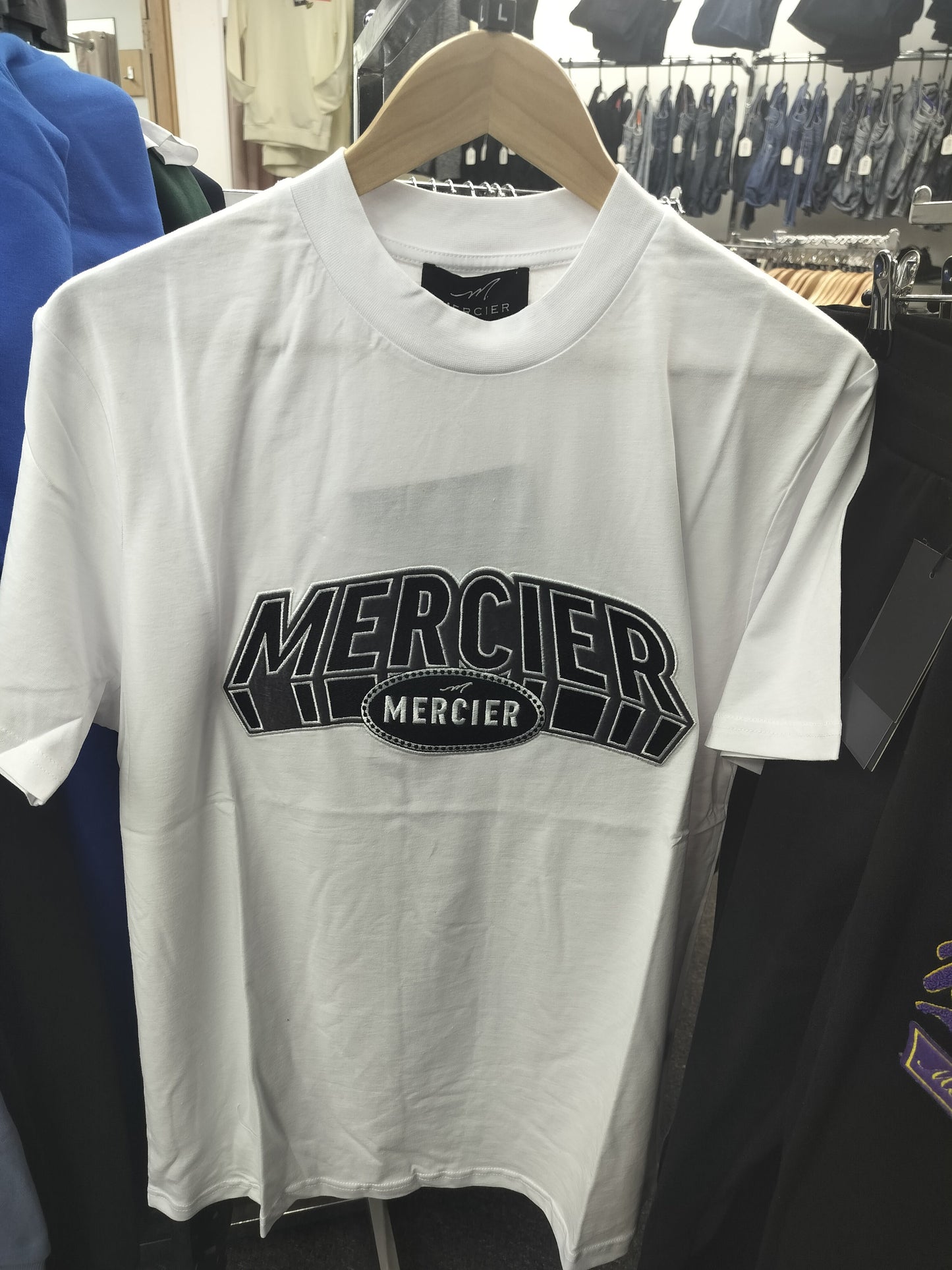 Mercier court tee