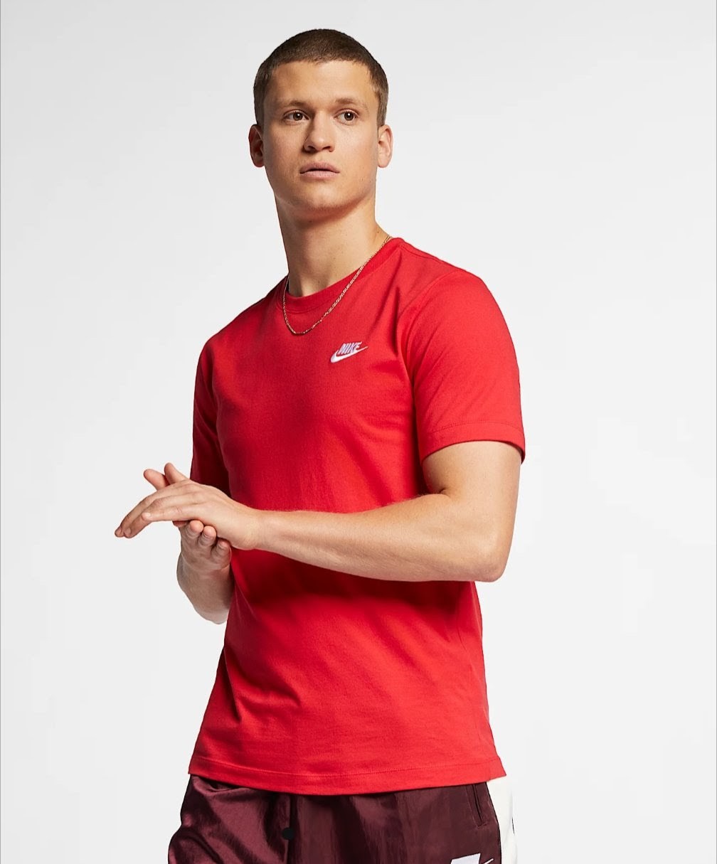 Nike Sportswear Club T-Shirt