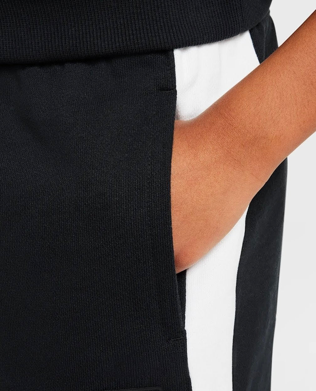 Nike Air Older Kids' Fleece Shorts