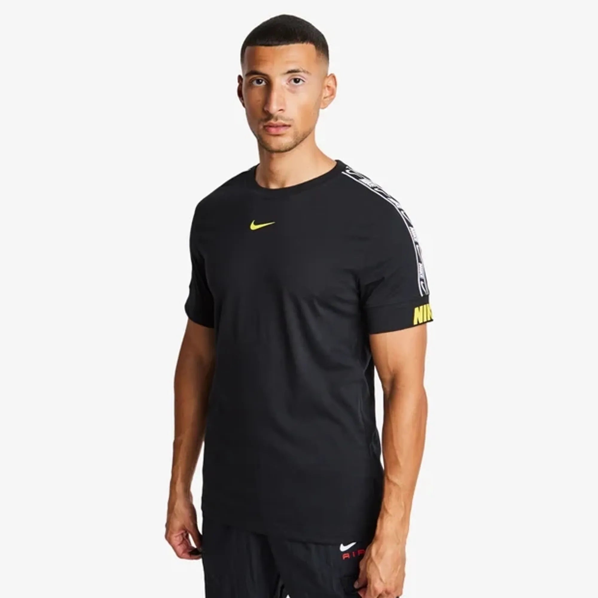 Nike Repeat T-Shirt