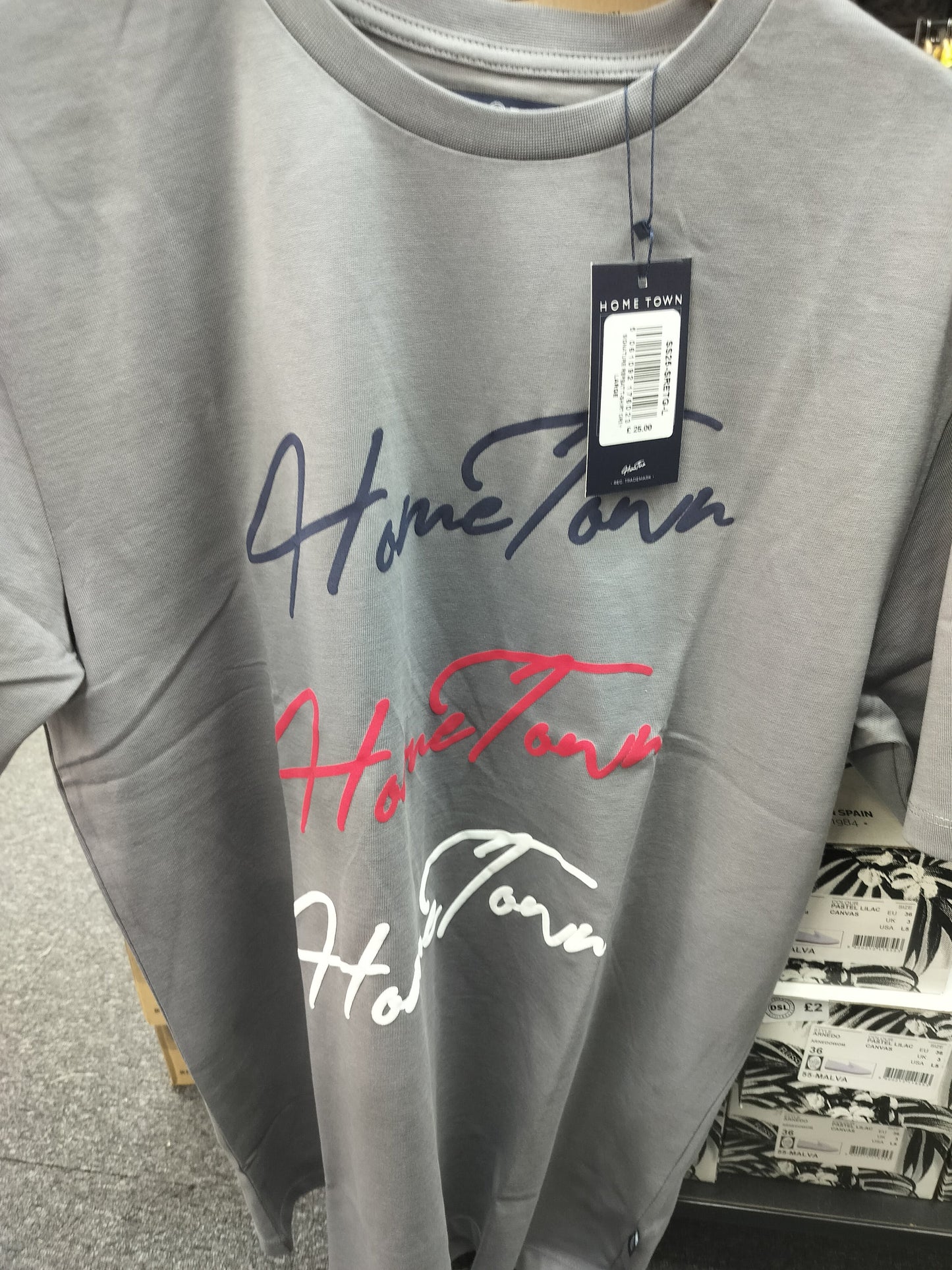 HomeTown Signature Repeat T-shirt - Grey